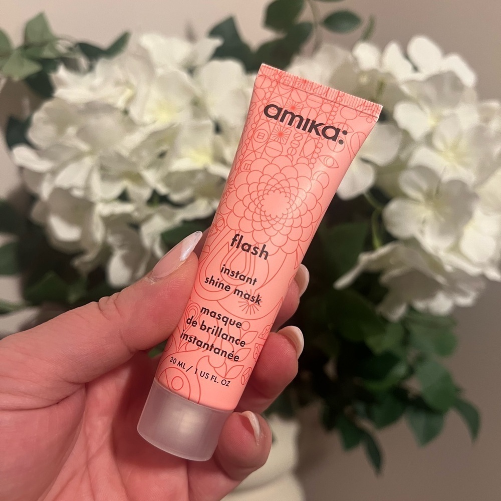 AMIKA • FLASH INSTANT SHINE MASK • NEW